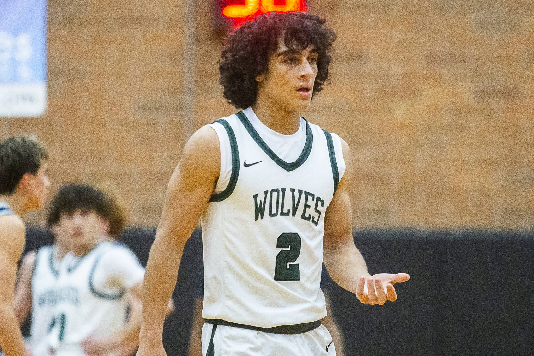 Jackson overcomes slow start, takes down Eagles