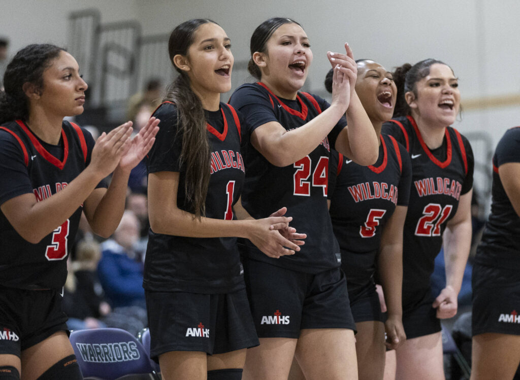 The Archbishop Murphy bench reacts to a score during the game against Edmonds-Woodway on Tuesday, Jan. 20, 2026 in Edmonds, Washington. (Olivia Vanni / The Herald)
