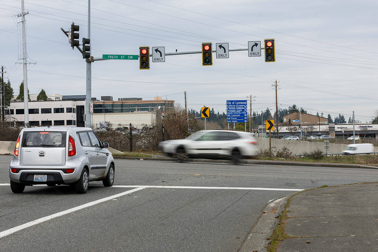 Lynnwood approves construction contract for Poplar Way Bridge