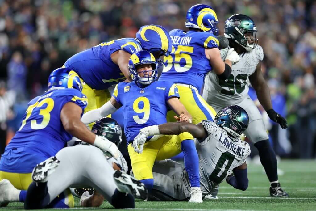 The Seahawks have struggled to get to Rams quarterback Matthew Stafford (9). (Getty Images, The Athletic)
