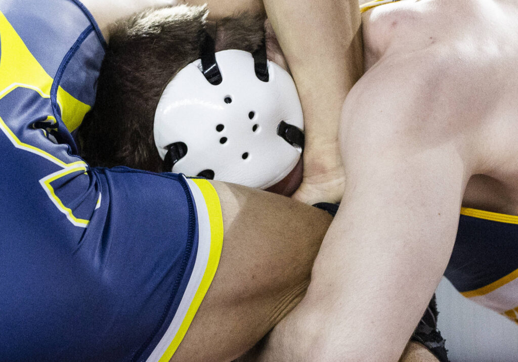 Everett&rsquo;s Alex Buiukli wrestlers during the 3A boys 165-pound semifinal match at the Mat Classic on Friday, Feb. 20, 2026 in Tacoma, Washington. (Olivia Vanni / The Herald)
