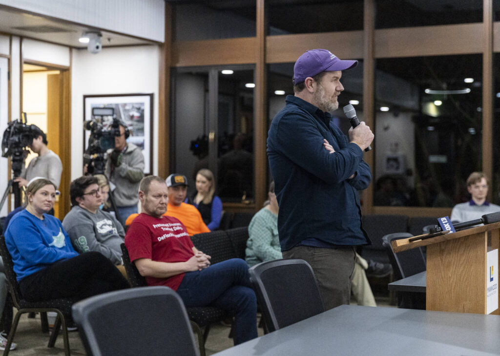 Tyler Hall speaks in opposition of the current Flock cameras within the city during a Lynnwood City Council meeting on Monday, Feb. 23, 2026, in Lynnwood, Washington. (Olivia Vanni / The Herald)
