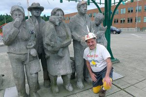 Tour leader knows Fremont quirks all too well