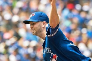 Mariners shut down by former teammate Happ