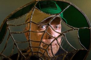 Cancer survivor helps others heal through stained glass art