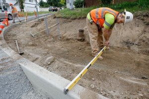 Curbs without sidewalks have a purpose: safety