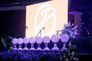 Former Tennessee coach Summitt honored at public memorial