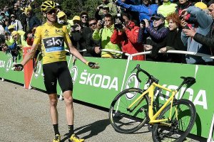 Froome keeps yellow jersey amid ‘mayhem’ at Tour de France
