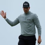Stenson leads, Mickelson a shot back at chilly British Open