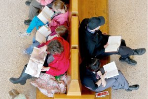 Everett book lovers recommend hot reads for summer