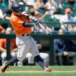 Houston&rsquo;s Jose Altuve hits a two-run home run on a 3-0 pitch in the third inning of Sunday&rsquo;s game at Safeco Field. (AP Photo/Ted S. Warren)