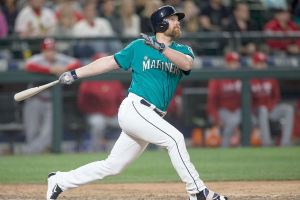 M’s 1B Lind returns to Toronto for first time as opponent