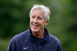 Carroll agrees to three-year contract extension with Seahawks