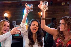 ‘Bad Moms’ manages rare feat: crassness and sanctimony