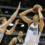 Nowitzki agrees to two-year contract to stay with Dallas