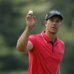 Henrik Stenson waves to the crowd after his putt on the 18th hole during the second round of the PGA Championship at Baltusrol Golf Club in Springfield, N.J. on Friday. (AP Photo/Tony Gutierrez)