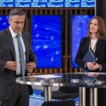 In this image released by Sony Pictures, George Clooney, left, and Julia Roberts appear in a scene from "Money Monster." (Atsushi Nishijima/TriStar Pictures- Sony Pictures via AP)