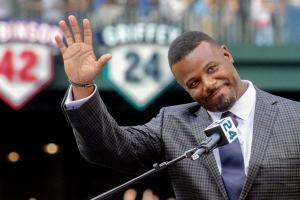 Patterson: Griffey’s No. 24 forever immortalized by M’s organization