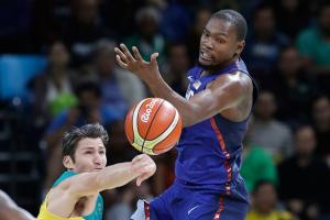 U.S. men’s basketball team gets tested, beats Australia 98-88