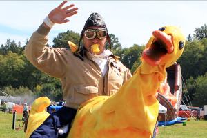 Crowds wowed at Taste of Edmonds, festival near Arlington