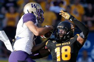 Huskies’ wide receivers focus on catching ‘50-50 balls’