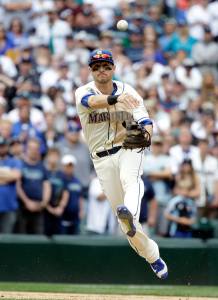 The Mariners&rsquo; Shawn O&rsquo;Malley is a &ldquo;down-and-dirty, gritty, doesn&rsquo;t-show-up-in-the-boxscore guy.&rdquo; (AP Photo/Elaine Thompson)
