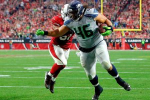 Seahawks re-sign FB Tukuafu, who played two seasons in Seattle