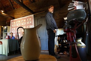 130-year-old cabin a draw at state fair