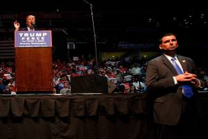 Trump brings his appealing swagger to a very blue state