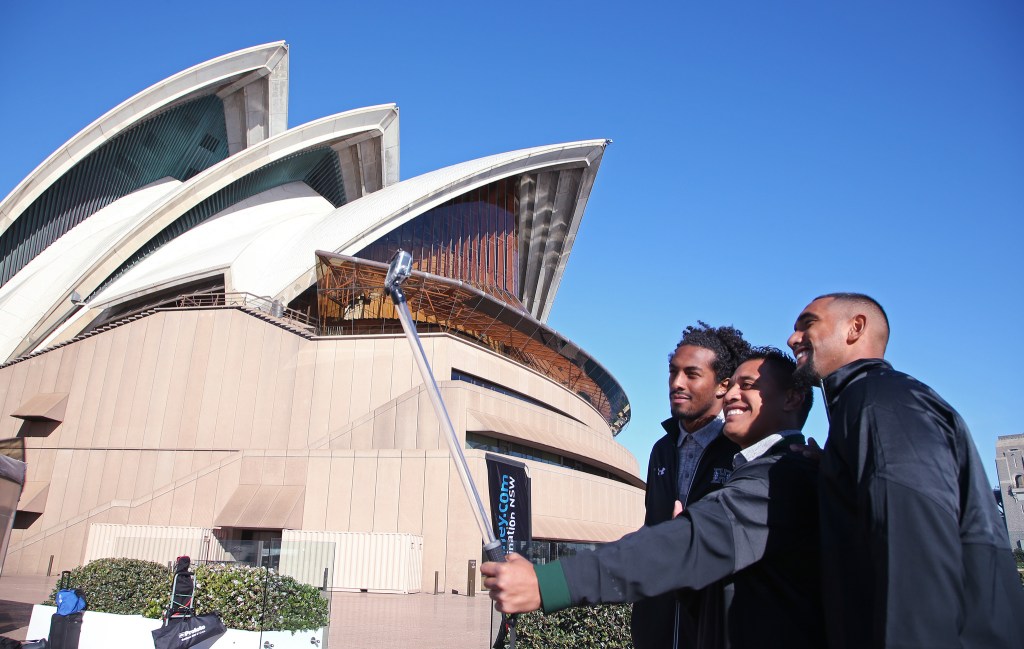 Cal, Hawaii play tourists ahead of season opener Down Under