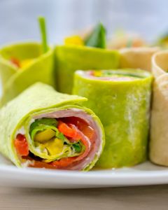 These pinwheels are easily customizable, healthy and perfect for feeding a crowd at a Super Bowl party.