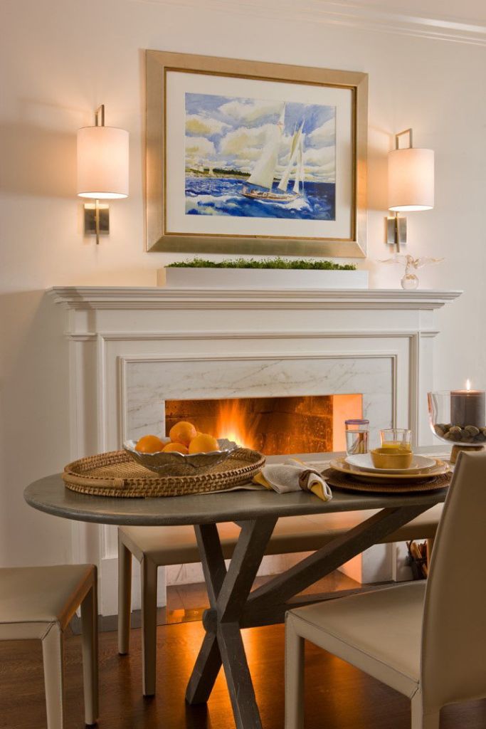 Architect Christian Zapatka collaborated with Josepha Faley of Chatsworth Design to design this wood-burning fireplace.