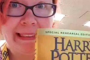 Five bookish conversations to connect with social media strangers