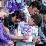 Kamiak honors shooting victims before 17-0 win over Bishop Blanchet