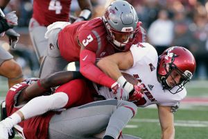 Gubrud, Kupp lead Eastern to 45-42 upset win over Cougars