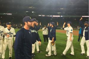 AquaSox blank Indians 8-0 to advance to NWL title series
