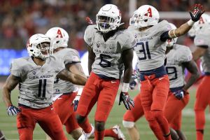 Arizona D-coordinator is no stranger to UW coach Petersen