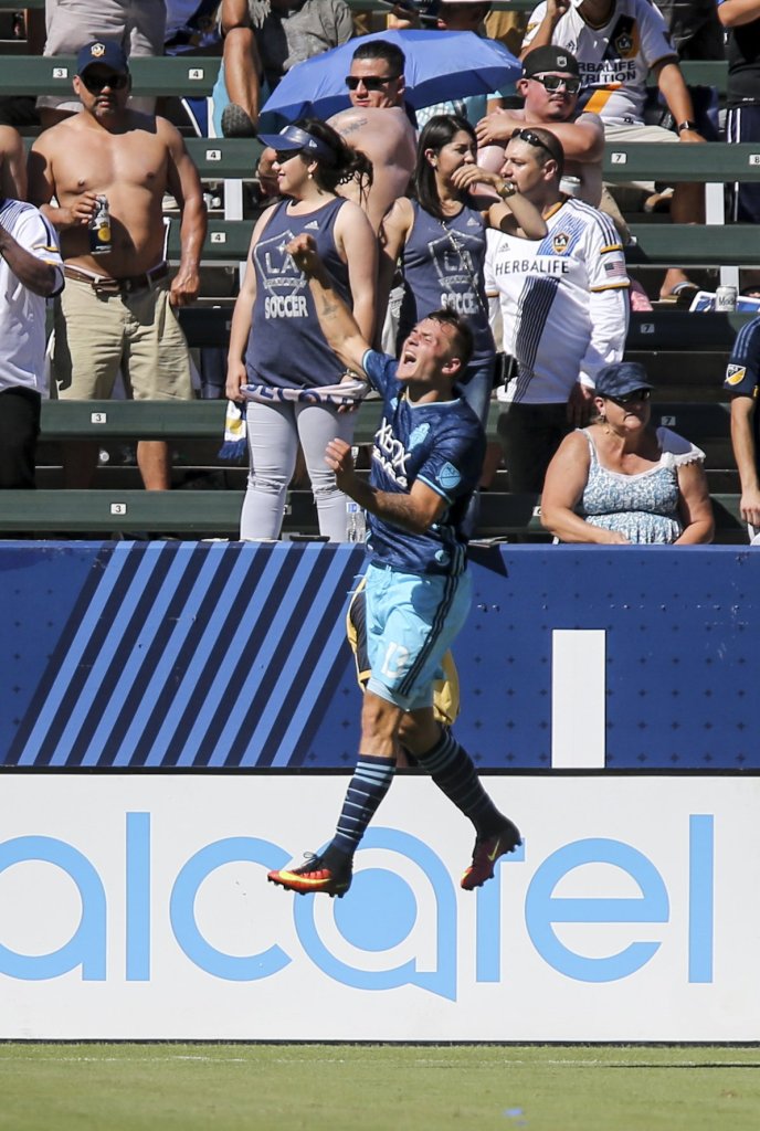Sounders defeat Galaxy in L.A. for the first time in 9 years