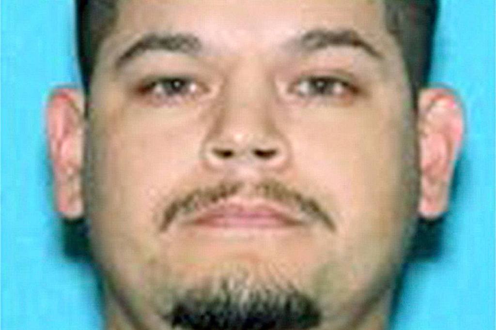 Device found in Cadillac at Edmonds college ‘rendered benign’