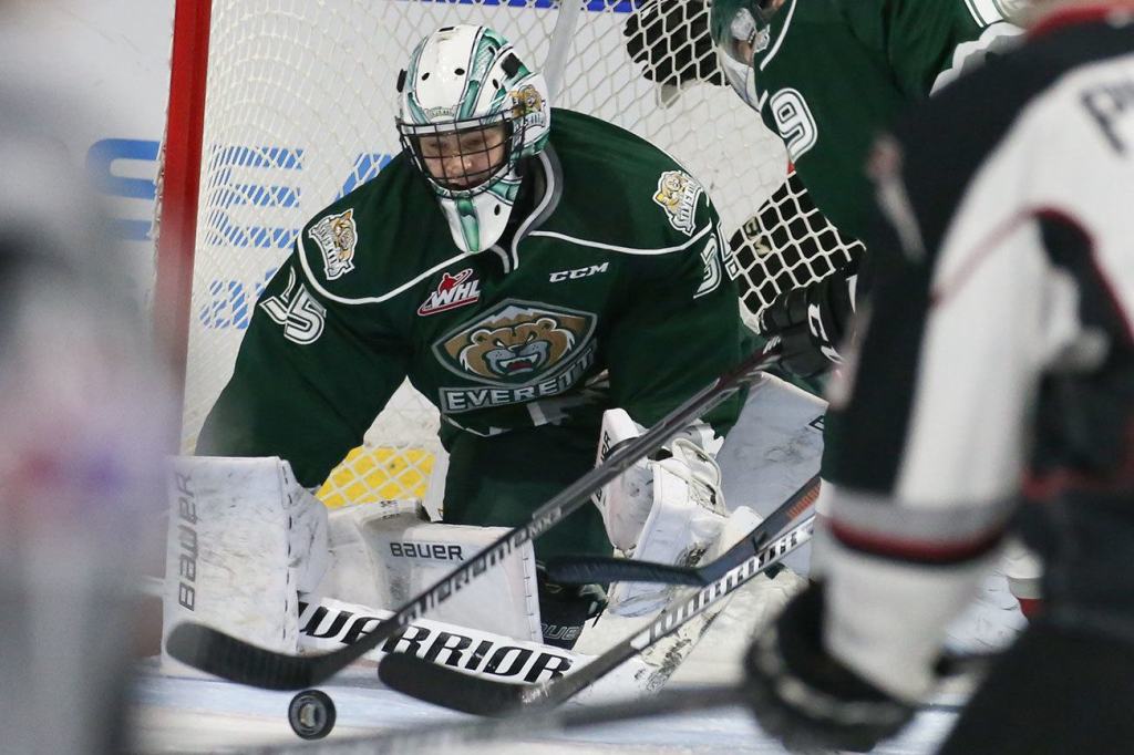 Tips beat Giants 3-1 in home opener, improve to 2-0 on season