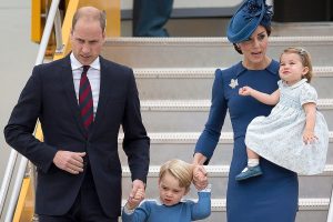 Prince William, Kate arrive in Victoria with 2 young children