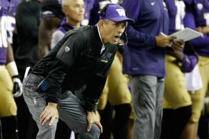 Huskies coach Petersen favors an early-December signing period