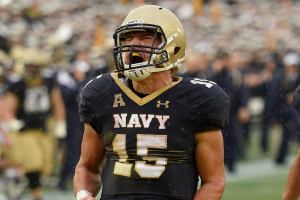 Navy rushes for 306 yards, shocks No. 6 Houston 46-40