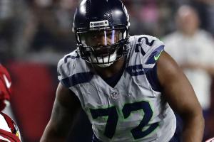Bad news for Seahawks: Star DE Bennett out with knee injury