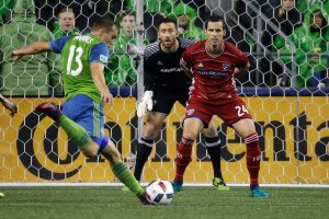 Sounders blank FC Dallas 3-0 in first leg of West semifinals