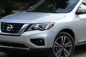 Putting Chrysler Pacifica, Nissan Pathfinder through their paces