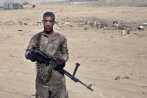 Iraqi town outside Mosul rises up against militants