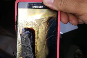 Samsung stops making Galaxy Note 7s as fresh problems emerge