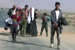 In Mosul, residents report new terrors as Iraqi forces near