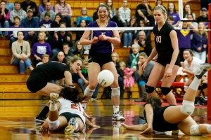 Lake Stevens beats Monroe for volleyball district title, state berth